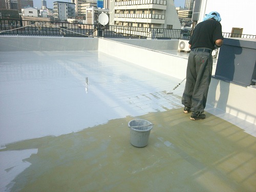 �E���^���g�b�v�R�[�g�h�z